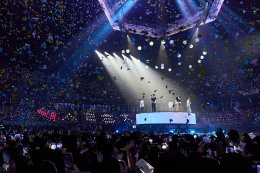 ราชาแห่งเค-ป็อป EXO (เอ็กซ์โซ) ครองบัลลังก์แห่งความสำเร็จ กับ SOLD OUT คอนเสิร์ตครั้งที่ 6 รวมพลังเป็นหนึ่งเดียวใน "EXO PLANET #6 - EXhOrizon in BANGKOK" พร้อมผู้ร่วมงานกว่า 22,000 คน
